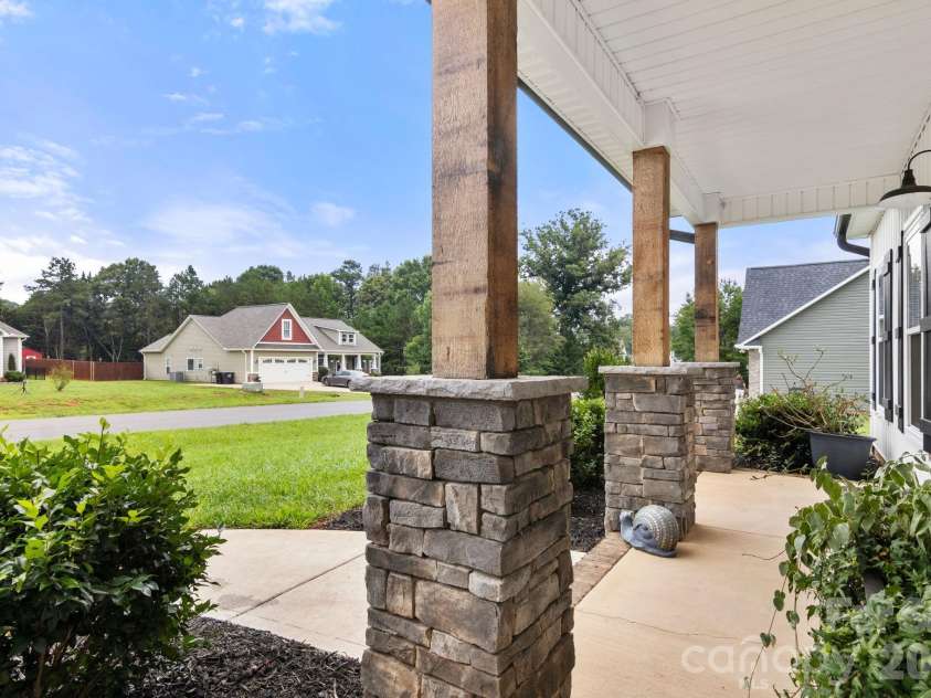 290 Dorothy Drive, China Grove, NC 28023.  MLS# CAR4409411, YatesRealty ID 43091. 