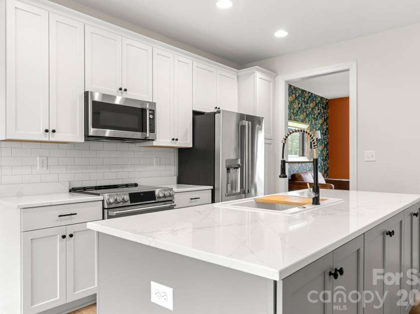 290 Dorothy Drive, China Grove, NC 28023.  MLS# CAR4409411, YatesRealty ID 43091. 