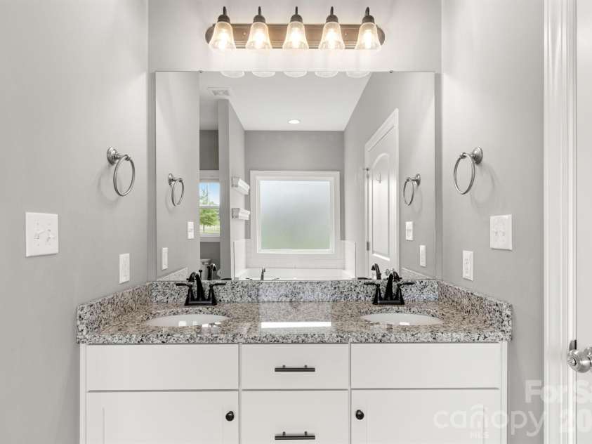 290 Dorothy Drive, China Grove, NC 28023.  MLS# CAR4409411, YatesRealty ID 43091. 