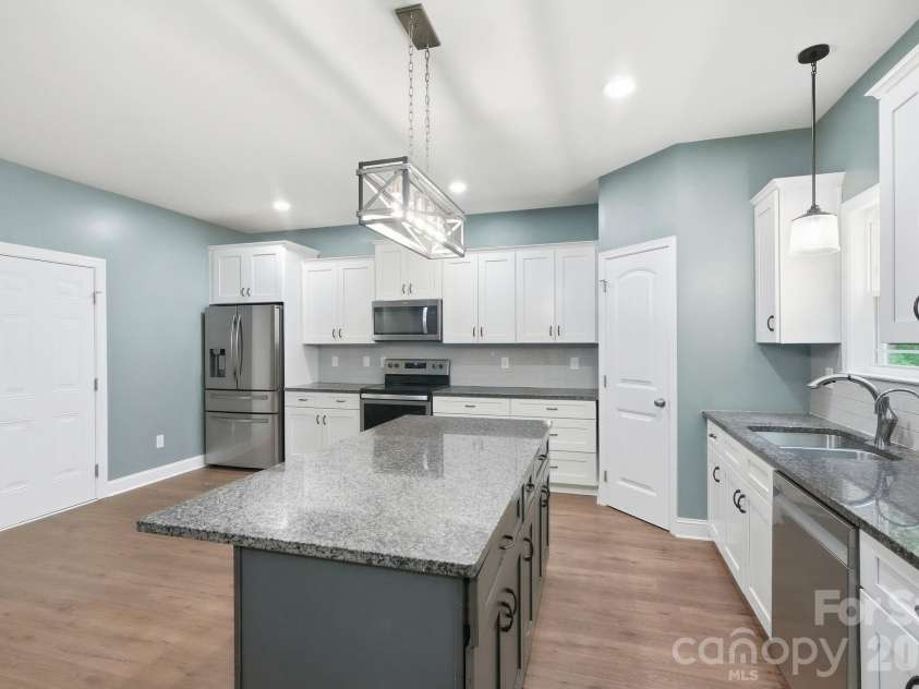 3675 Bay Drive, Sherrills Ford, NC 28673.  MLS# CAR4405778, YatesRealty ID 43092. 