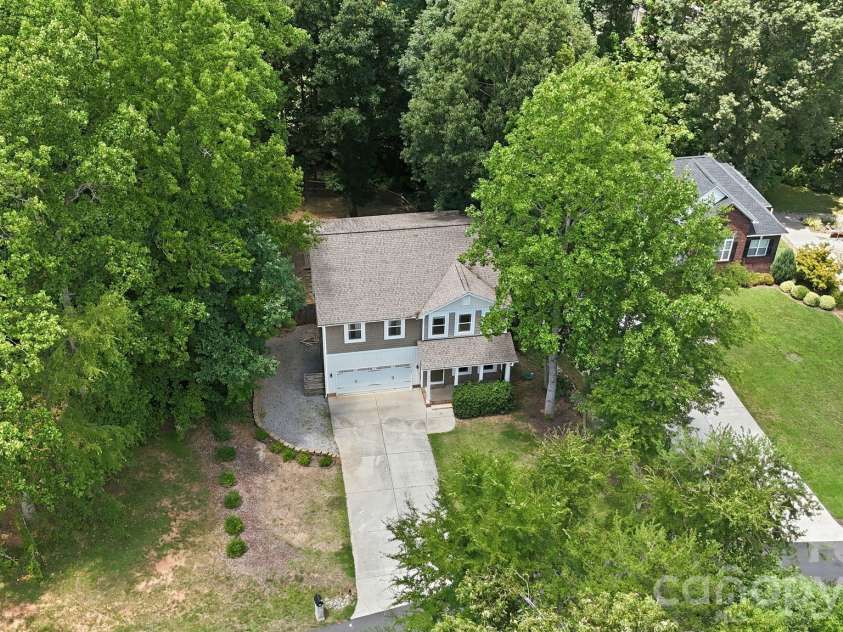3675 Bay Drive, Sherrills Ford, NC 28673.  MLS# CAR4405778, YatesRealty ID 43092. 