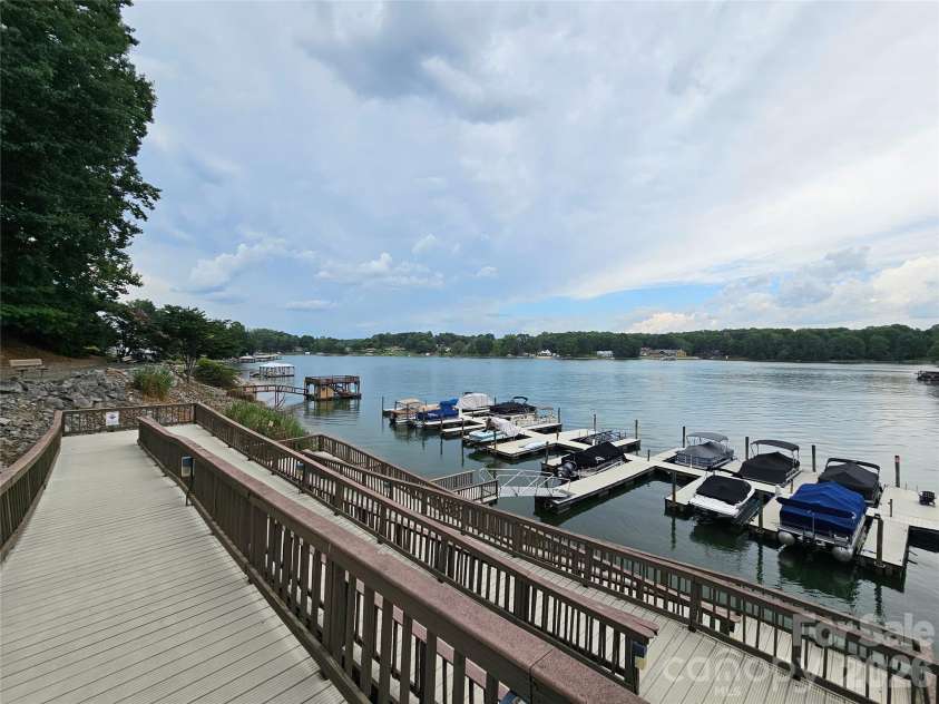 3675 Bay Drive, Sherrills Ford, NC 28673.  MLS# CAR4405778, YatesRealty ID 43092. 
