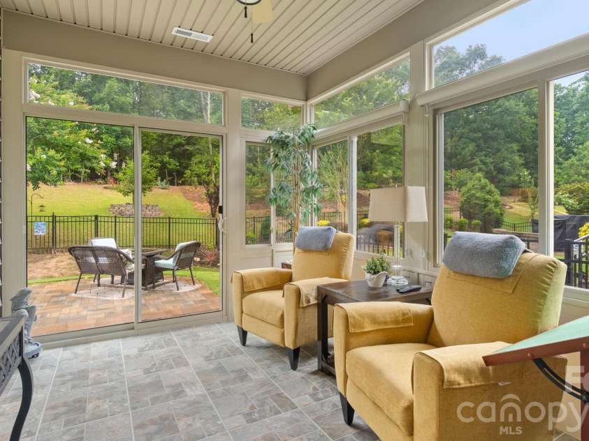 2174 Winhall Road, Fort Mill, SC 29715.  MLS# CAR4398354, YatesRealty ID 43095. 