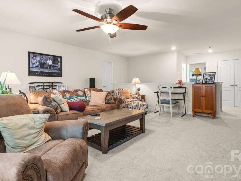 2174 Winhall Road, Fort Mill, SC 29715.  MLS# CAR4398354, YatesRealty ID 43095. 