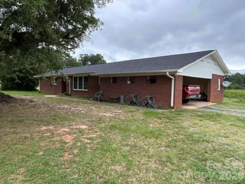 251 Wells Mill Road, Bostic, NC 28018.  MLS# CAR4406618, YatesRealty ID 43096. 