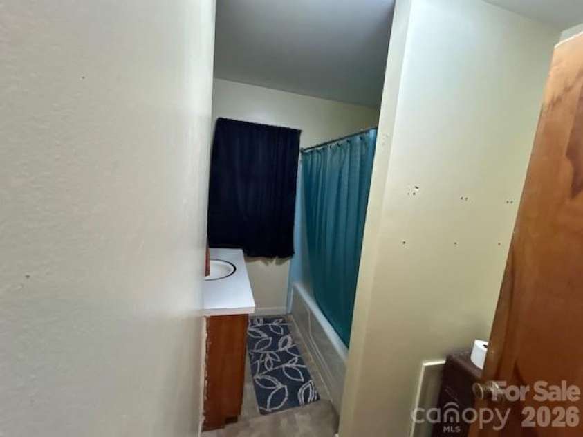 251 Wells Mill Road, Bostic, NC 28018.  MLS# CAR4406618, YatesRealty ID 43096. 