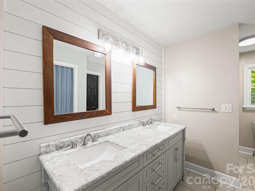 2116 Lide Springs Road, Darlington, SC 29540.  MLS# CAR4409883, YatesRealty ID 43098. 