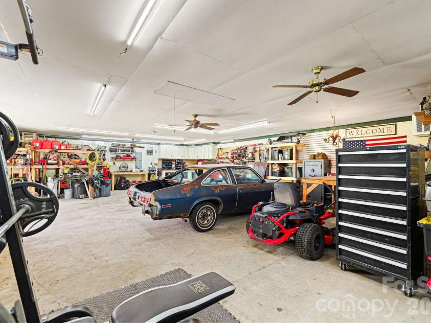 2116 Lide Springs Road, Darlington, SC 29540.  MLS# CAR4409883, YatesRealty ID 43098. 