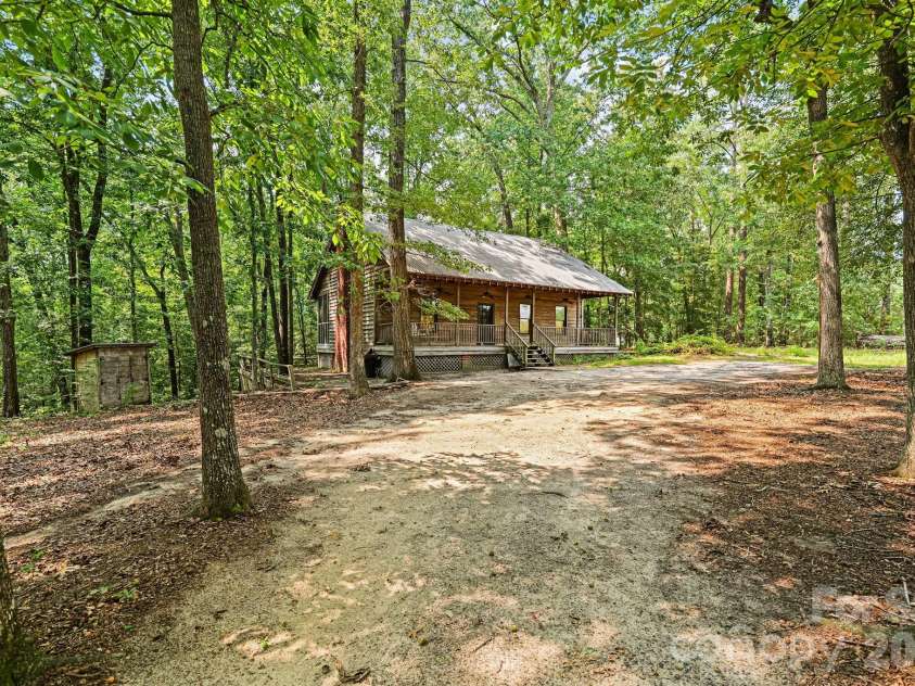 2116 Lide Springs Road, Darlington, SC 29540.  MLS# CAR4409883, YatesRealty ID 43098. 