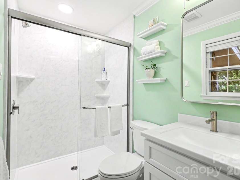 3716 Severn Avenue, Charlotte, NC 28210.  MLS# CAR4409600, YatesRealty ID 43099. 
