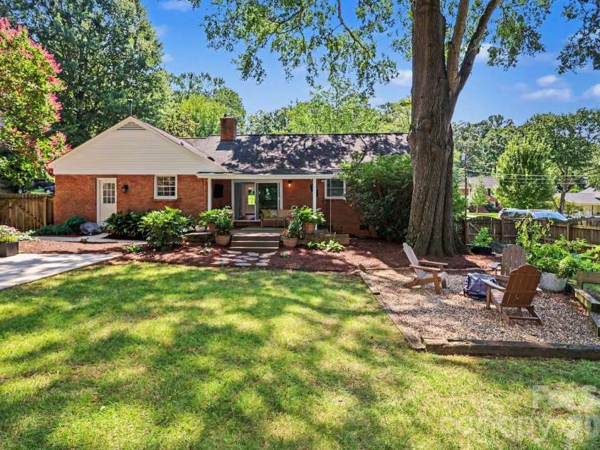 3716 Severn Avenue, Charlotte, NC 28210.  MLS# CAR4409600, YatesRealty ID 43099. 