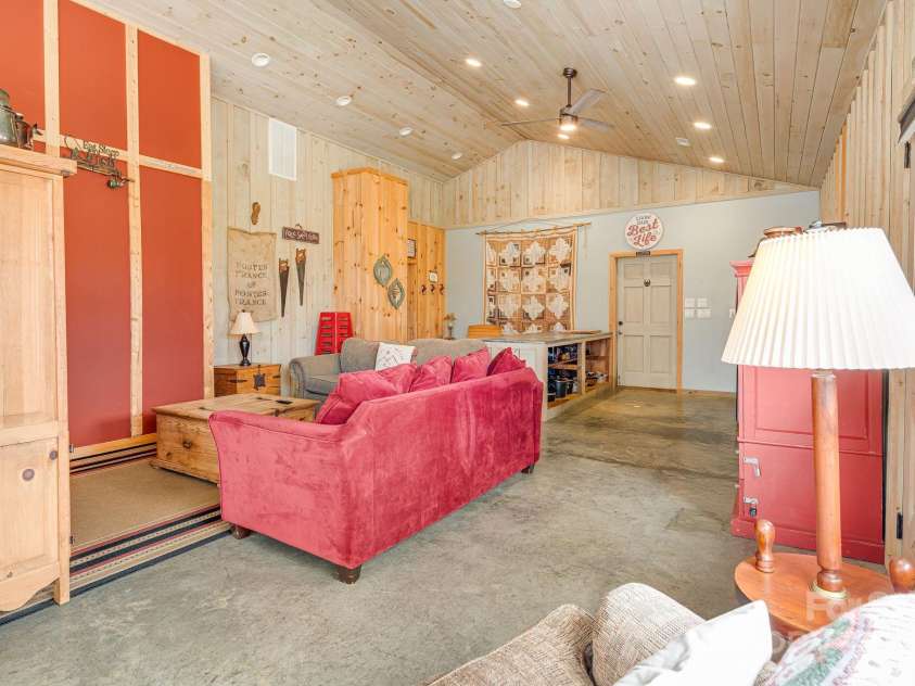 11381 State Hwy 80 N Highway, Burnsville, NC 28714.  MLS# CAR4249887, YatesRealty ID 431. 