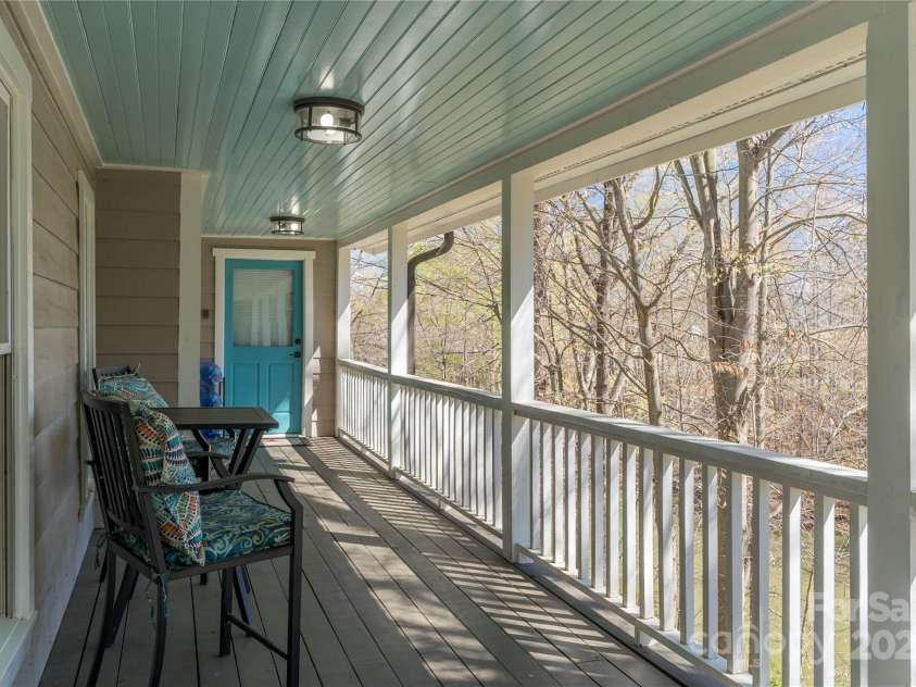 8172 Summit Ridge Drive, Catawba, NC 28609.  MLS# CAR4240630, YatesRealty ID 4310. 