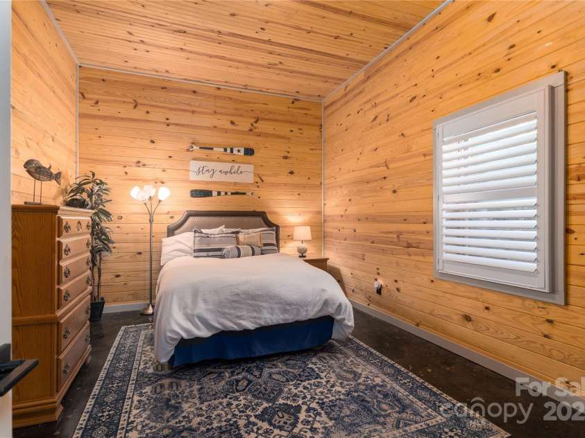 8172 Summit Ridge Drive, Catawba, NC 28609.  MLS# CAR4240630, YatesRealty ID 4310. 