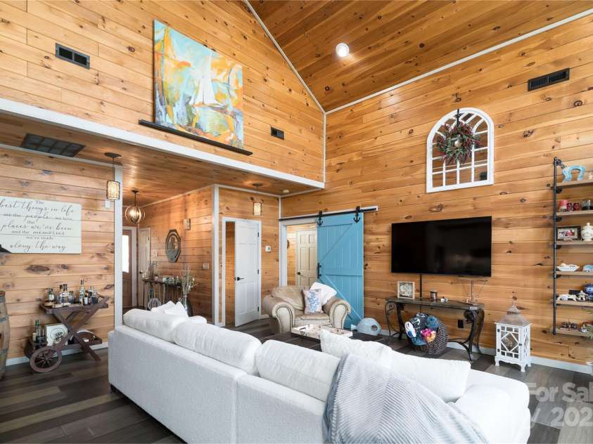 8172 Summit Ridge Drive, Catawba, NC 28609.  MLS# CAR4240630, YatesRealty ID 4310. Entertain family and friends, with a view of the lake.