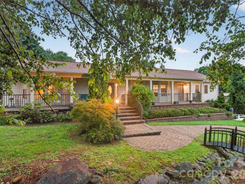 1117 Cedar Creek Drive, Morganton, NC 28655.  MLS# CAR4397791, YatesRealty ID 43100. 