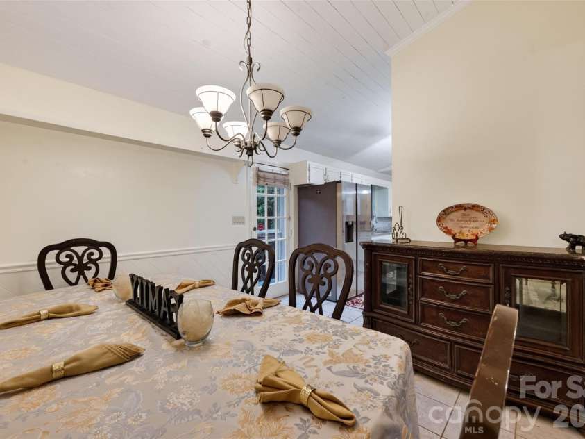 1117 Cedar Creek Drive, Morganton, NC 28655.  MLS# CAR4397791, YatesRealty ID 43100. 