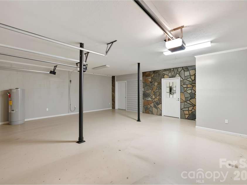 1117 Cedar Creek Drive, Morganton, NC 28655.  MLS# CAR4397791, YatesRealty ID 43100. 