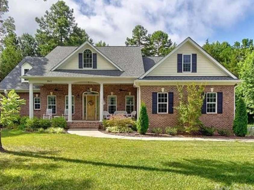 8611 Kerns Meadow Lane, Huntersville, NC 28078.  MLS# CAR4391732, YatesRealty ID 43101. 