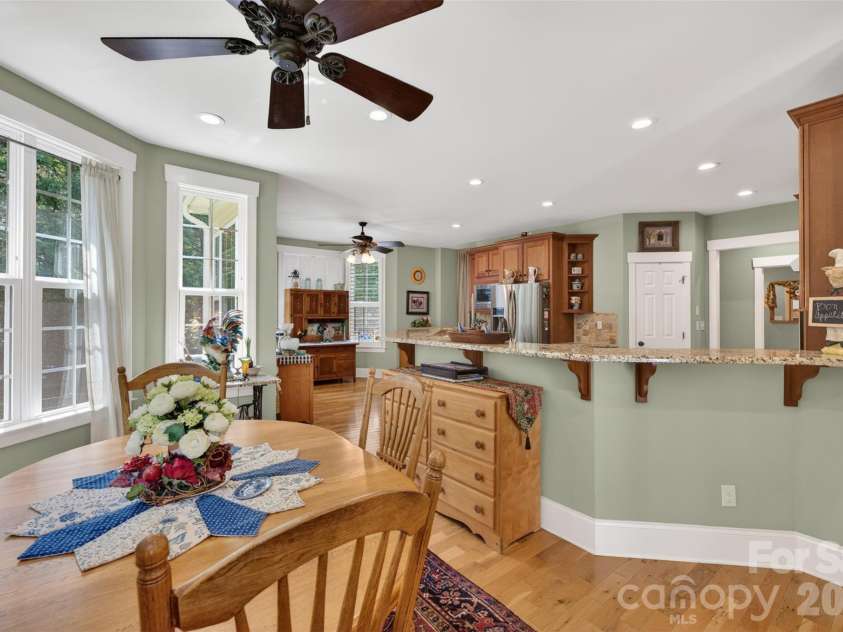 8611 Kerns Meadow Lane, Huntersville, NC 28078.  MLS# CAR4391732, YatesRealty ID 43101. 