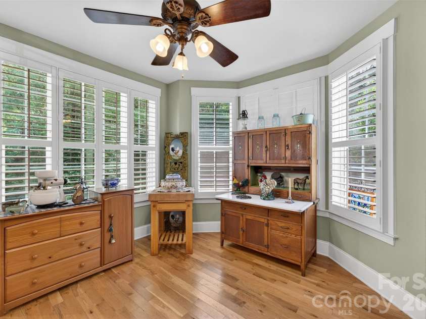 8611 Kerns Meadow Lane, Huntersville, NC 28078.  MLS# CAR4391732, YatesRealty ID 43101. 