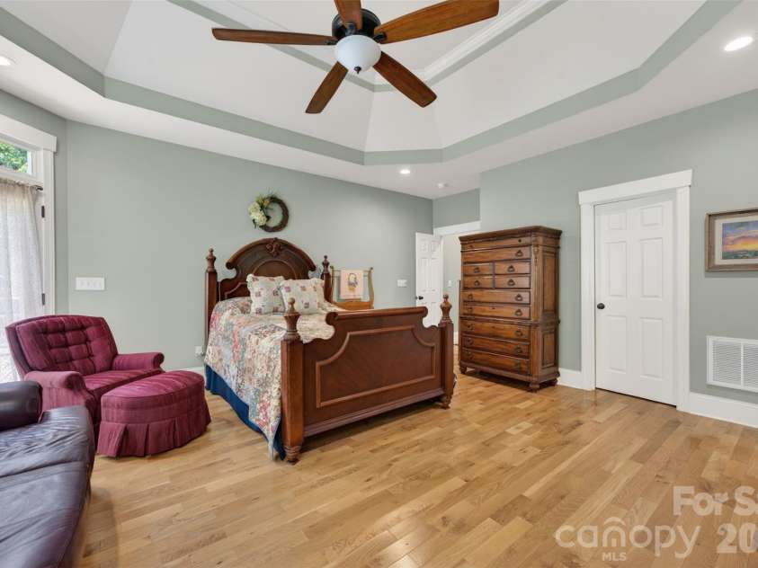 8611 Kerns Meadow Lane, Huntersville, NC 28078.  MLS# CAR4391732, YatesRealty ID 43101. 