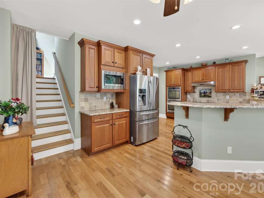 8611 Kerns Meadow Lane, Huntersville, NC 28078.  MLS# CAR4415825, YatesRealty ID 43101. 