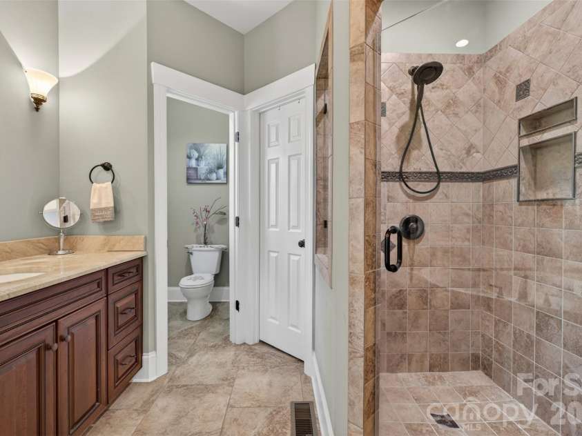8611 Kerns Meadow Lane, Huntersville, NC 28078.  MLS# CAR4415825, YatesRealty ID 43101. 