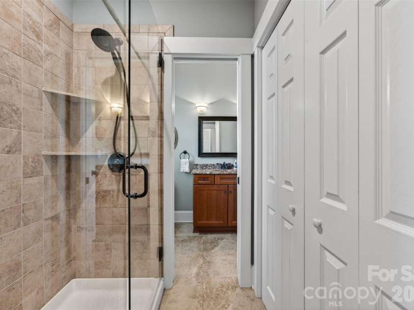 8611 Kerns Meadow Lane, Huntersville, NC 28078.  MLS# CAR4415825, YatesRealty ID 43101. 