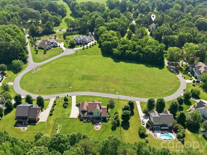 8611 Kerns Meadow Lane, Huntersville, NC 28078.  MLS# CAR4415825, YatesRealty ID 43101. 