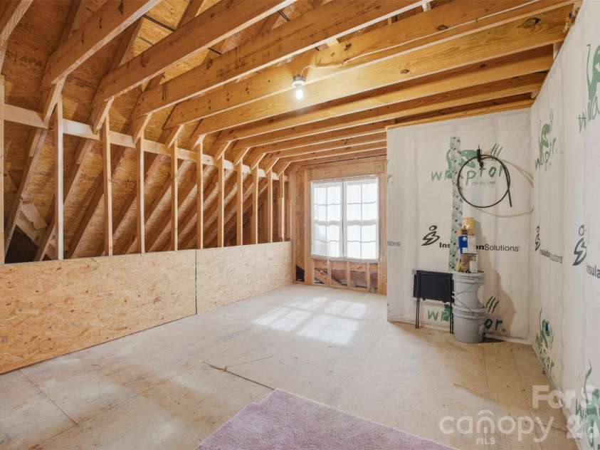 8611 Kerns Meadow Lane, Huntersville, NC 28078.  MLS# CAR4415825, YatesRealty ID 43101. 