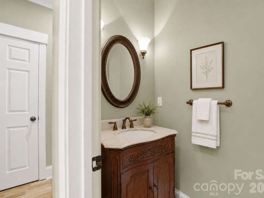 8611 Kerns Meadow Lane, Huntersville, NC 28078.  MLS# CAR4415825, YatesRealty ID 43101. 