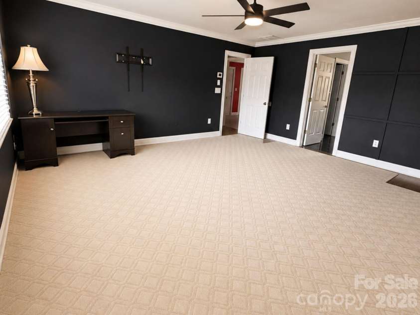 4215 3rd Street, Hickory, NC 28601.  MLS# CAR4411420, YatesRealty ID 43102. 