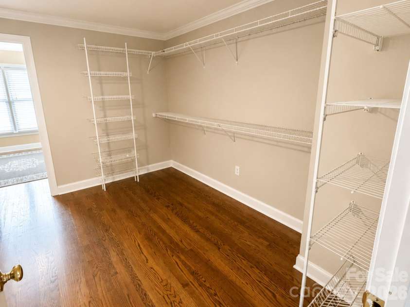 4215 3rd Street, Hickory, NC 28601.  MLS# CAR4411420, YatesRealty ID 43102. 