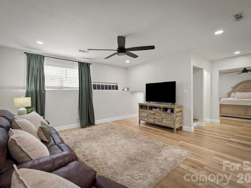 2646 Icard Rhodhiss Road, Connelly Springs, NC 28612.  MLS# CAR4422311, YatesRealty ID 43103. 