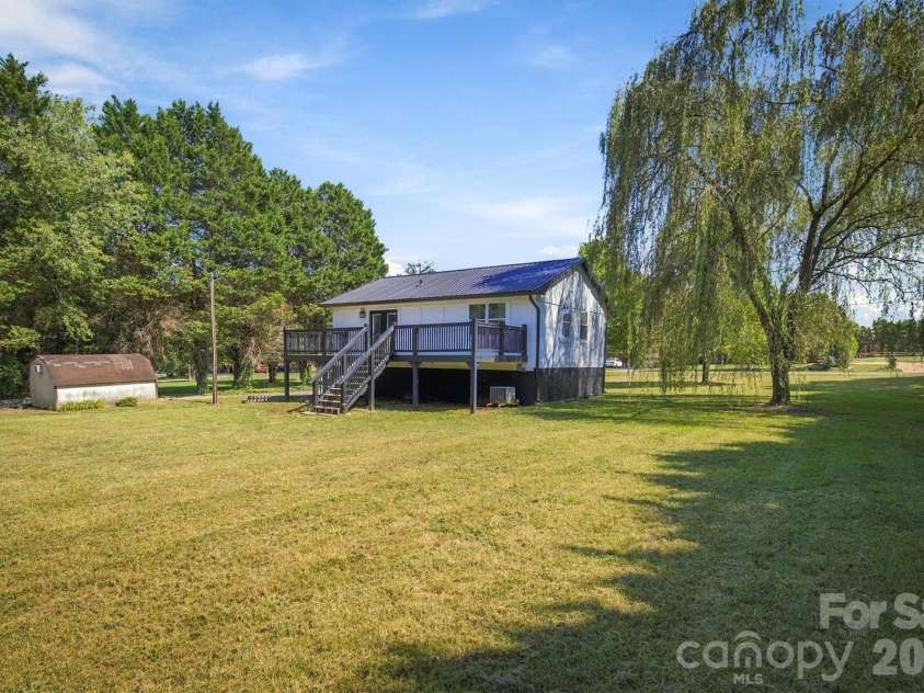 2646 Icard Rhodhiss Road, Connelly Springs, NC 28612.  MLS# CAR4422311, YatesRealty ID 43103. 