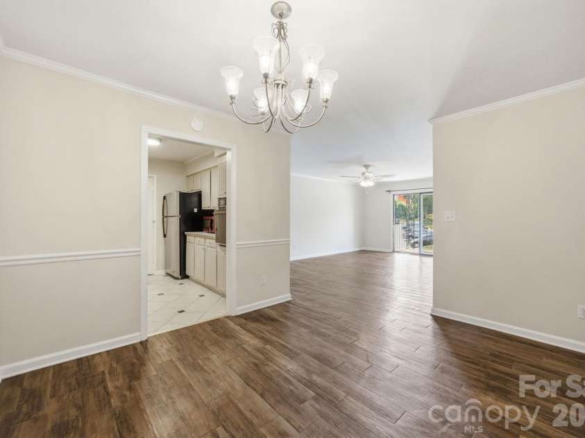4735 Hedgemore Drive, Charlotte, NC 28209.  MLS# CAR4400137, YatesRealty ID 43104. 