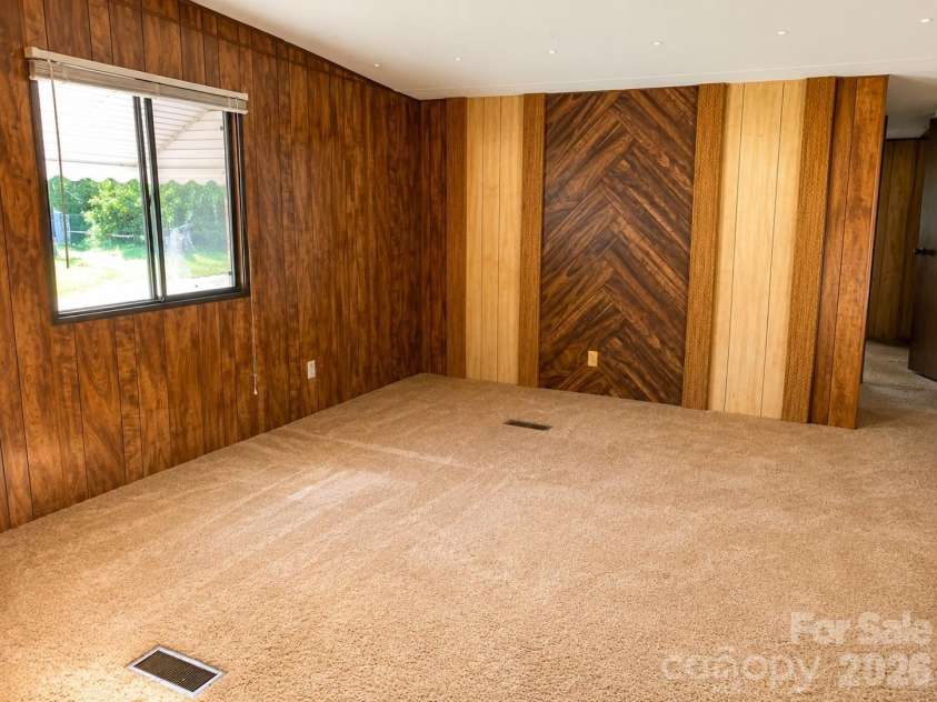 30 Gertrude Lane, Candler, NC 28715.  MLS# CAR4407471, YatesRealty ID 43105. 