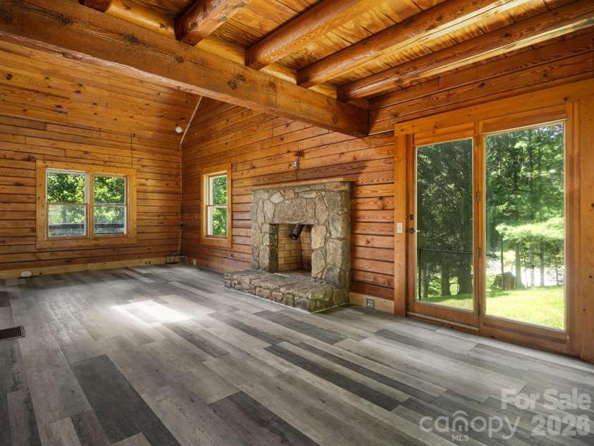262 Gibson Branch Road, Clyde, NC 28721.  MLS# CAR4389077, YatesRealty ID 43106. 