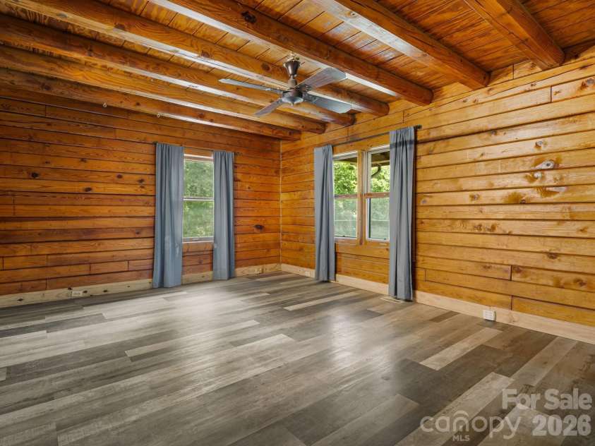 262 Gibson Branch Road, Clyde, NC 28721.  MLS# CAR4389077, YatesRealty ID 43106. 