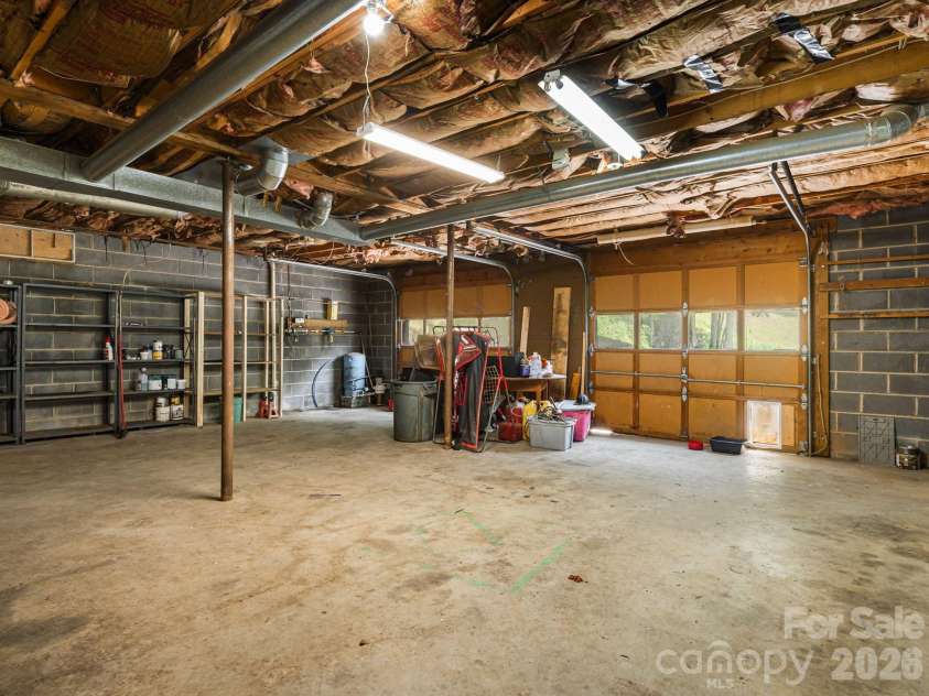 262 Gibson Branch Road, Clyde, NC 28721.  MLS# CAR4389077, YatesRealty ID 43106. 