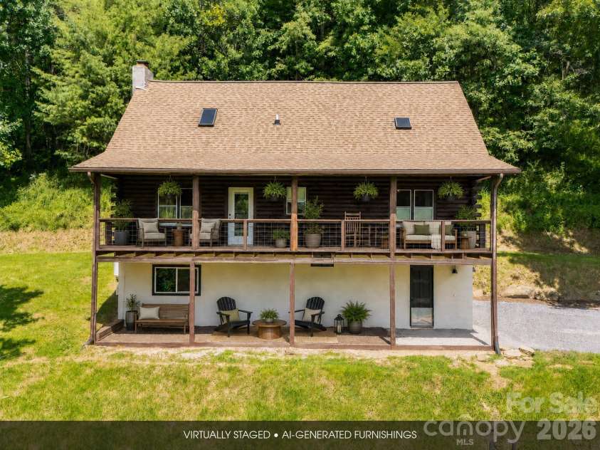 262 Gibson Branch Road, Clyde, NC 28721.  MLS# CAR4389077, YatesRealty ID 43106. 