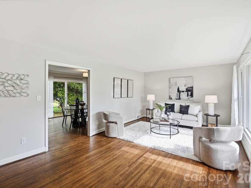 4712 Fairheath Road, Charlotte, NC 28210.  MLS# CAR4403783, YatesRealty ID 43109. 