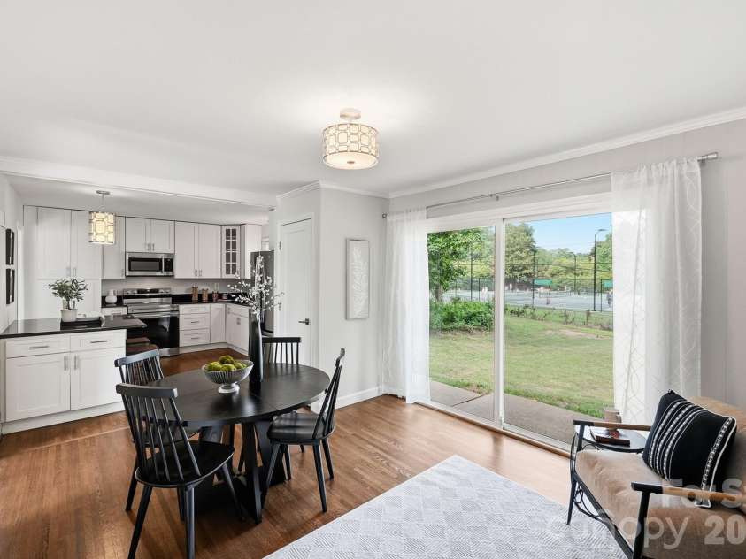 4712 Fairheath Road, Charlotte, NC 28210.  MLS# CAR4403783, YatesRealty ID 43109. 