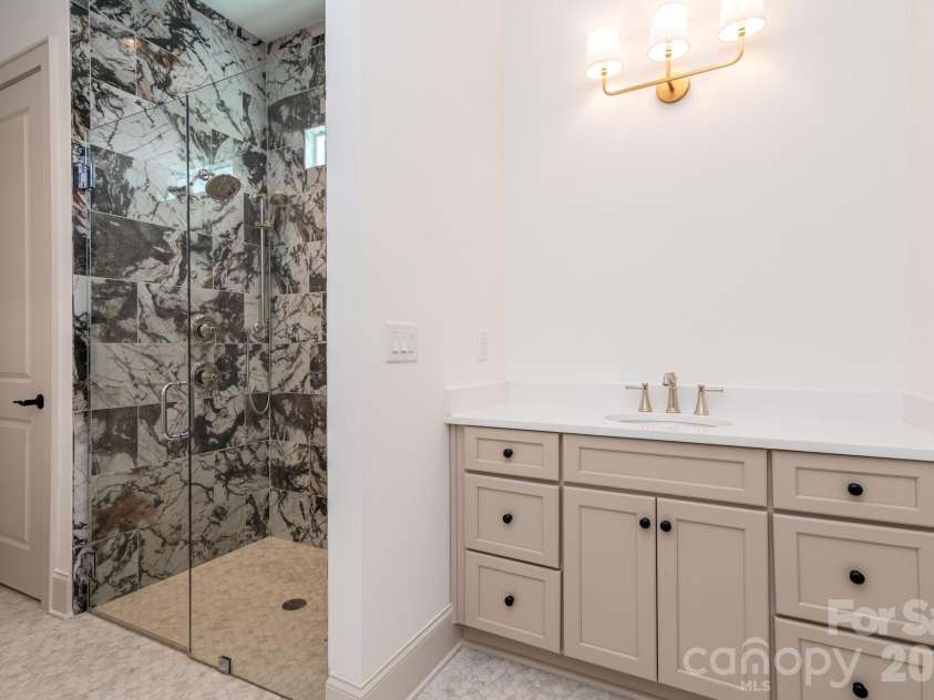 12821 Mayes Road, Huntersville, NC 28078.  MLS# CAR4297462, YatesRealty ID 4311. Primary bathroom