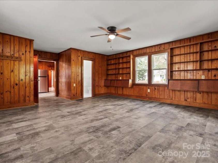 37 Lynn Avenue, Cheraw, SC 29520.  MLS# CAR4313538, YatesRealty ID 4311. 