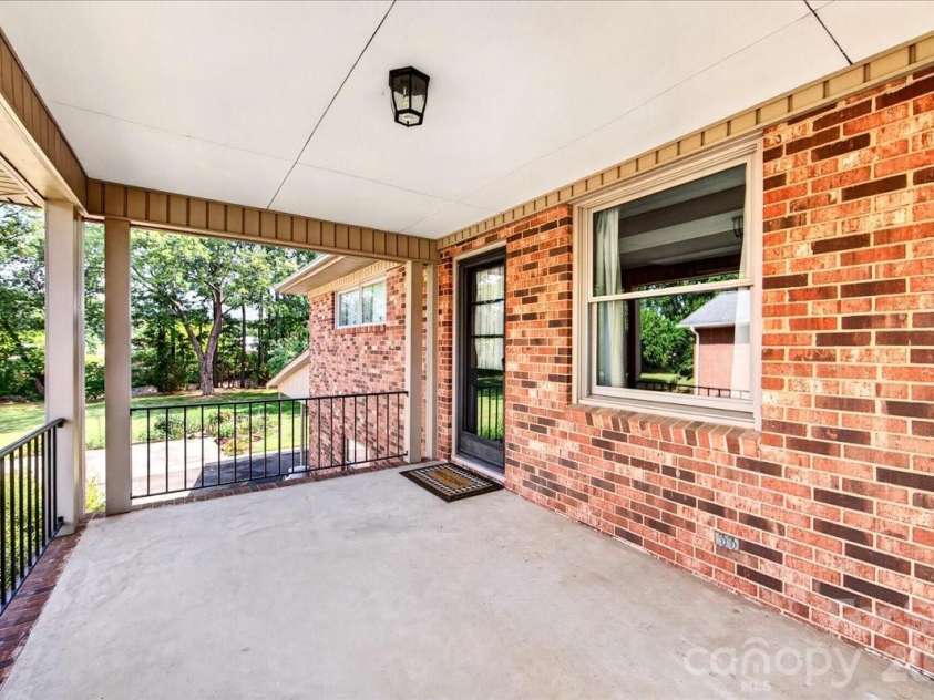104 2nd Avenue, Catawba, NC 28609.  MLS# CAR4401974, YatesRealty ID 43110. 