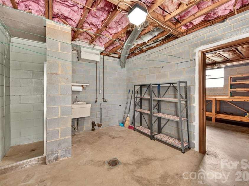 104 2nd Avenue, Catawba, NC 28609.  MLS# CAR4401974, YatesRealty ID 43110. 