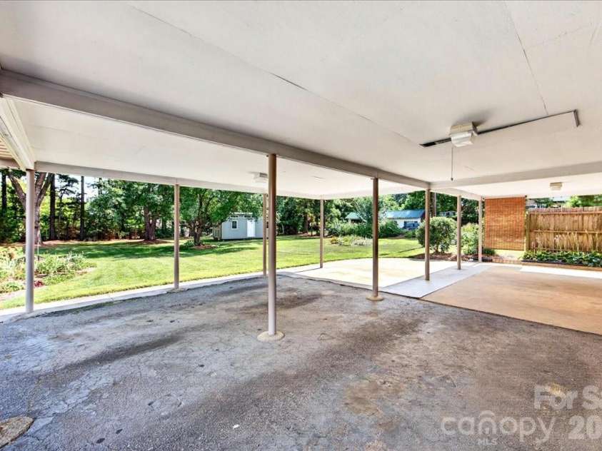104 2nd Avenue, Catawba, NC 28609.  MLS# CAR4401974, YatesRealty ID 43110. 