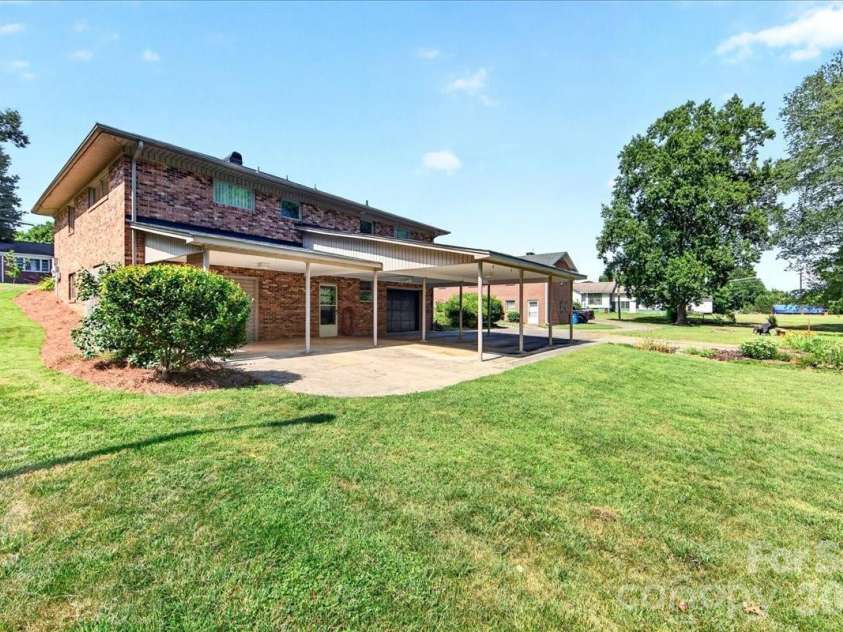 104 2nd Avenue, Catawba, NC 28609.  MLS# CAR4401974, YatesRealty ID 43110. 